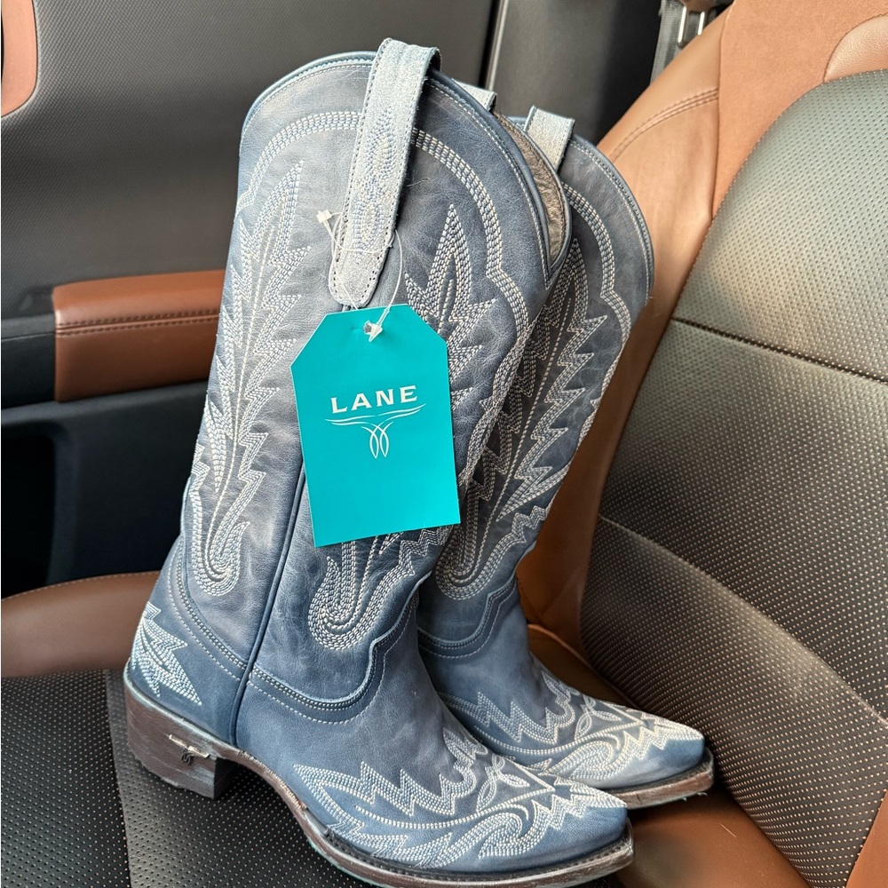 Lane Cowgirl boots